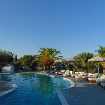 Domus Hospitality Aparthotel Vourvourou Exterior foto