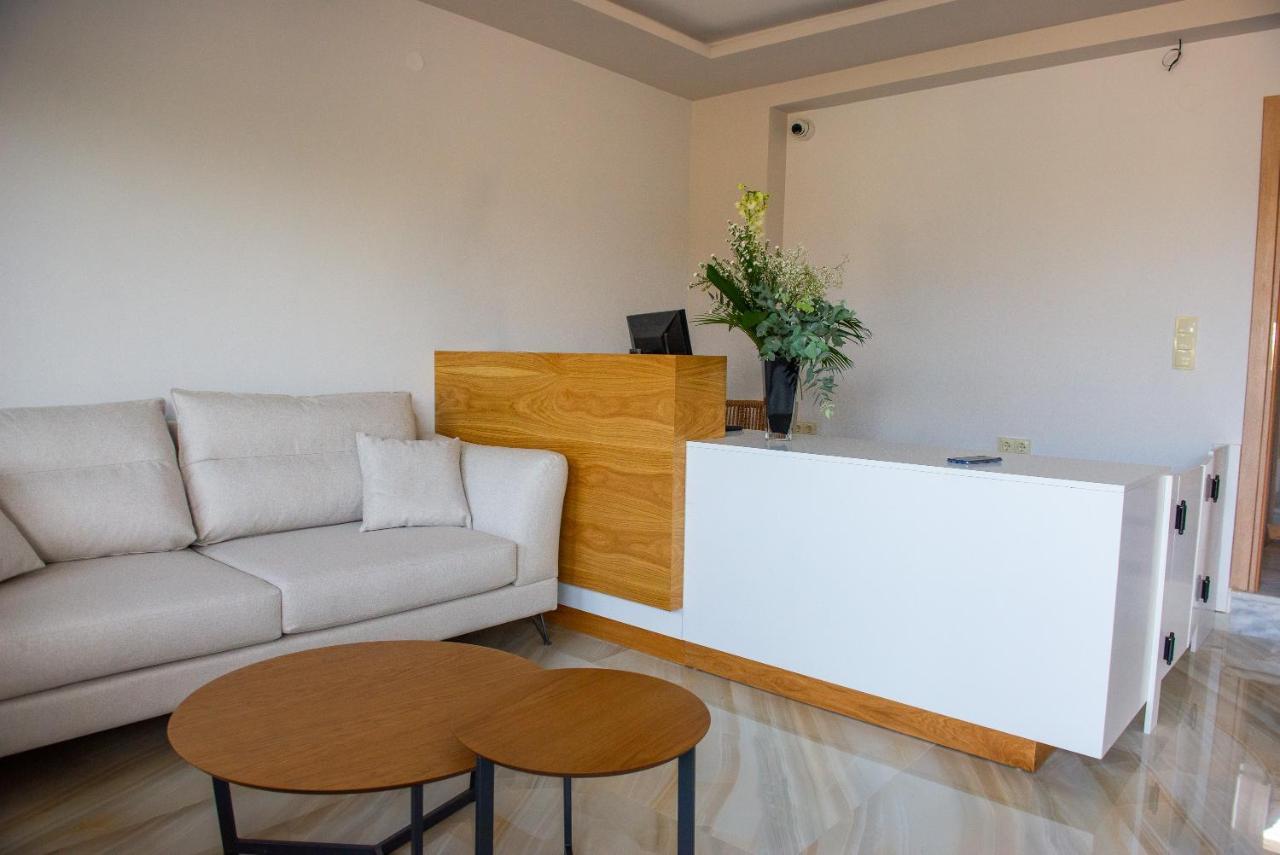 Domus Hospitality Aparthotel Vourvourou Exterior foto