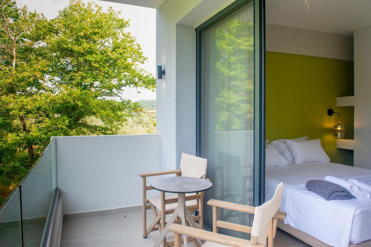 Domus Hospitality Aparthotel Vourvourou Exterior foto
