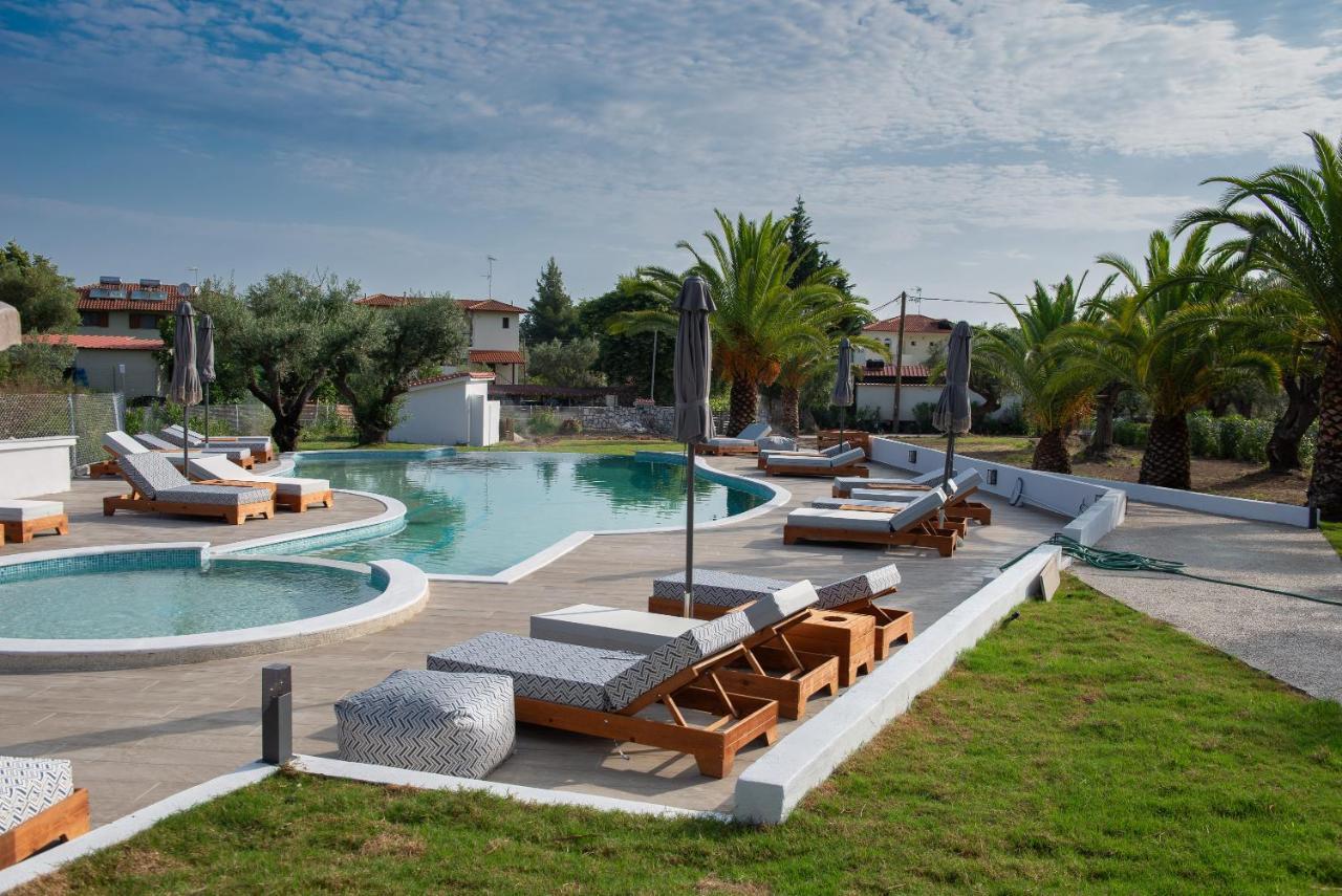 Domus Hospitality Aparthotel Vourvourou Exterior foto